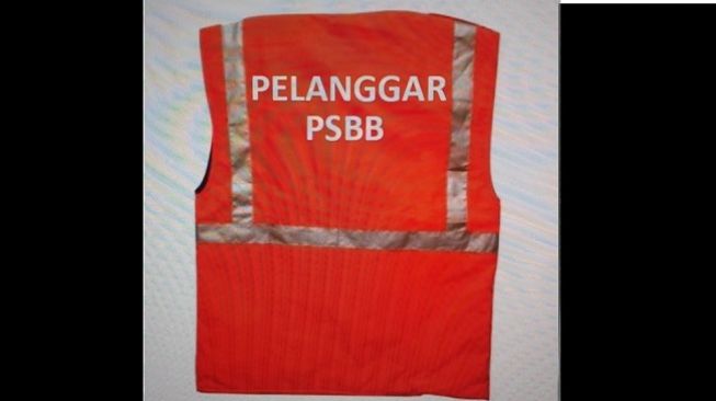 Rompi oranye bagi pelanggar PSBB di Jakarta. (Foto: Istimewa)