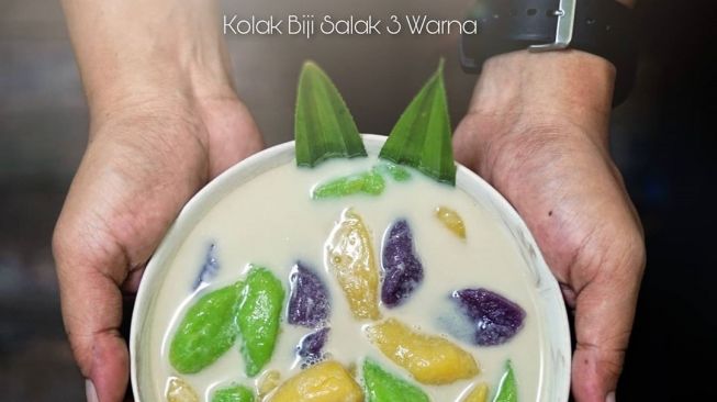 Wajib Dicoba, Resep Kolak Biji Salak Tiga Warna yang Cantik dan Enak