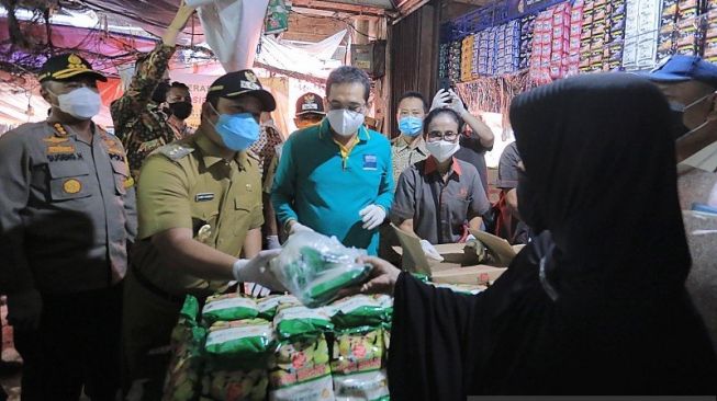 Sidak Pasar di Tangerang, Mendag Janji Jual Gula Pasir Seharga Rp 12.500/Kg