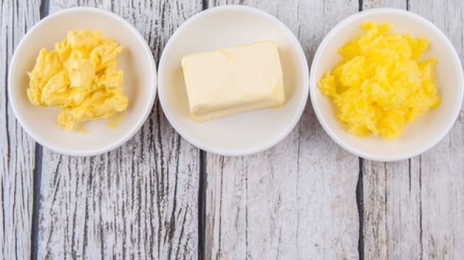 Mentega, Margarin, dan Minyak Samin (Shutterstock)
