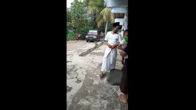 Cerita di Balik Video Viral Penyambutan Pasien Sembuh Corona di Kulon Progo