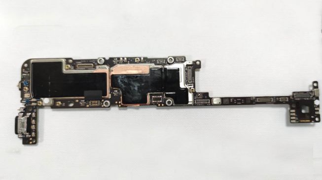 Komponen motherboard Xiaomi Mi 10. [Xiaomi]