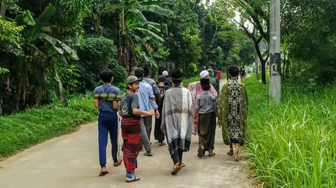 Kecewa Berat, ABG Pengikut Bahar Smith: Habib Udah Dipindah ke Ujung Pulau