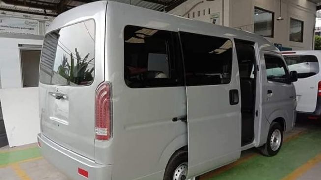 Penggunaan pintu geser Suzuki Carry jadi makin ganteng (Facebook-Nuansa Banyu Segara‎)