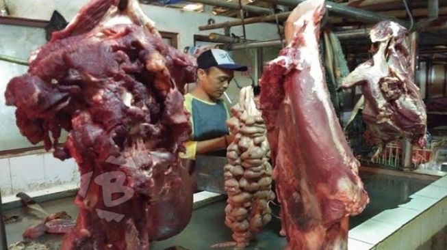 Harga Daging di Pasar Pandeglang Merangsek Naik; Rp140 Ribu/Kilogram