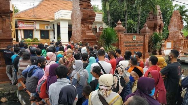 Demi Bansos Rp 200 Ribu, Warga Mojokerto Rela Terancam Tertular Corona