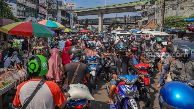 Tak Pakai Masker Saat Belanja di Pasar Jakarta, Pengunjung Siap-siap Diusir