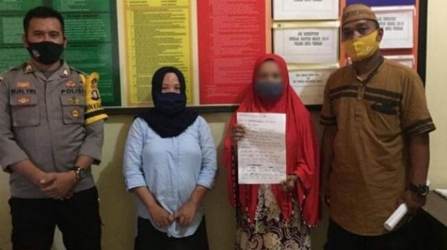 Unggah status protes soal sembako, IRT dilaporkan ke polisi. (dok. Gopos.id)