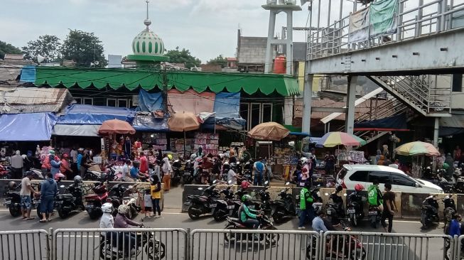 Pasar Gembrong, Jatinegara, Jakarta Timur. (Suara.com/Arga)