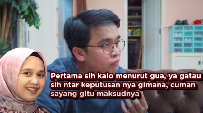 Billy Syahputra saat menghubungi kakaknya soal rencana menjual rumah Olga [YouTube/ Billy Syahputra]