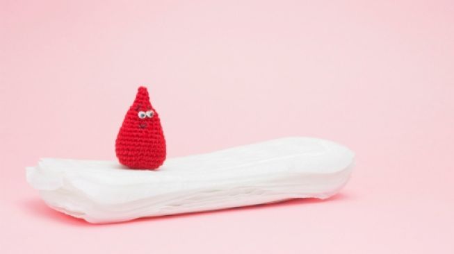 Diklaim Bisa Menyehatkan, Influencer Ini Pakai Darah Menstruasi untuk Masker Wajah hingga Diminum Langsung