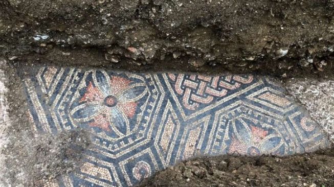 Mosaik Villa Romawi di Kota Negrar, Valpolicella dekat Verona, Italia [IFL Science]..