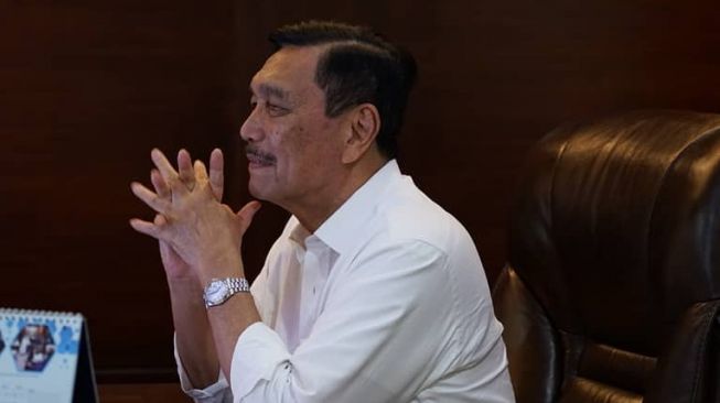 Luhut ngotot gaet 500 TKA China, pekerja lokal bakal menang banyak?