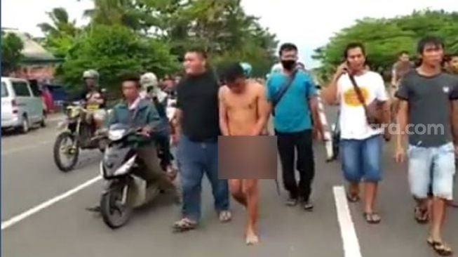 Viral Warga Arak Sopir Travel Diduga Perkosa Penumpang Mudik saat Corona