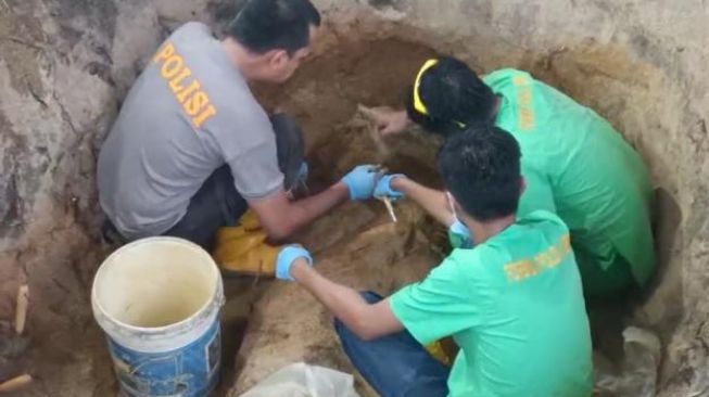 Geger Ada Tulang Manusia di Kebun Belakang Rumah, Diduga Kuburan Tua