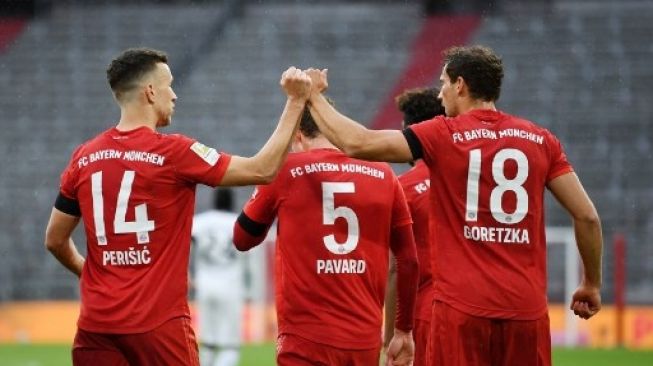 Gelandang Bayern Munich, Leon Goretzka, kini nampak lebih kekar. (ANDREAS GEBERT / POOL / AFP) 