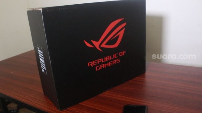 Unboxing Laptop ROG Strix G531GT