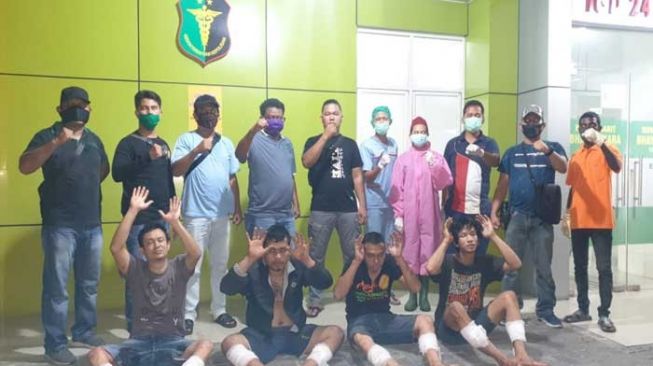 Aksinya Terekam CCTV, 4 Begal Motor Dilumpuhkan dengan Peluru