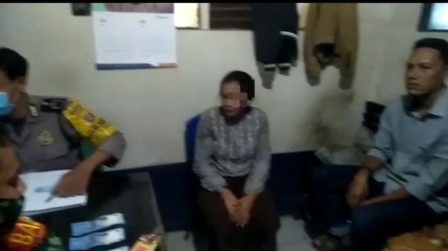 IRT di Pandeglang Kepergok Pedagang Pasar Badak Belanja Pakai Uang Palsu