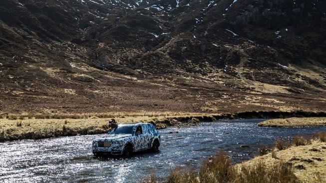 Rolls-Royce Cullinan yang diuji coba oleh Cory Richards. (Istimewa)