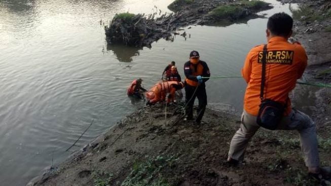 Jasad Satpam Cantik yang Hilang Misterius Ditemukan di Tepi Bengawan Solo