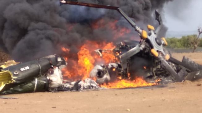 Helikopter TNI AD Terbakar, Ini Video Detik-detik saat Korban Dievakuasi