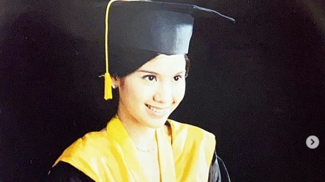 Annisa Pohan Mengakui Buru Gelar S1 Cuma Ingin Cepat Lulus