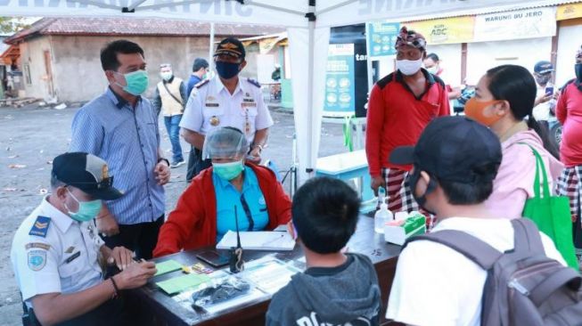 Jalur Pelabuhan Nusa Penida-Klungkung Dibuka, Ini Imbauan Bupati Suwirta