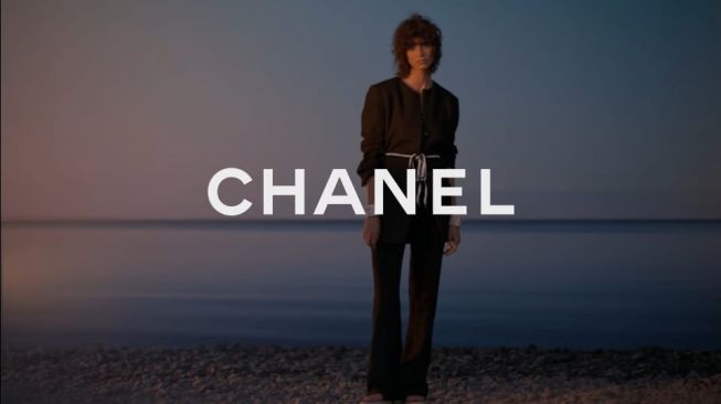 Pertama Kali dalam Sejarah, Chanel Rilis Koleksi Anyar Tanpa Show