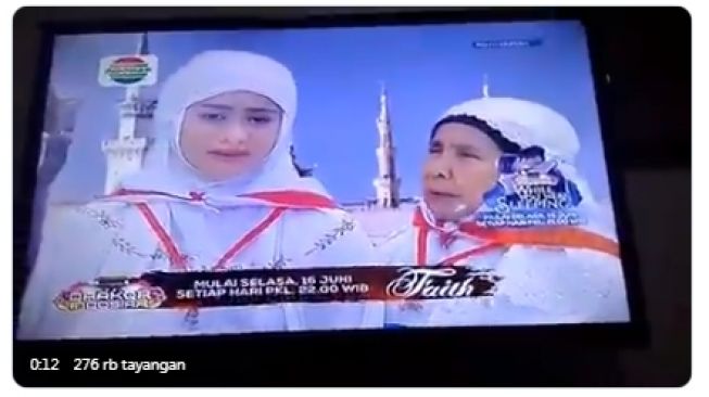 Adegan FTV Naik Haji Pakai Pita Pramuka, Bikin Warganet Tepuk Jidat