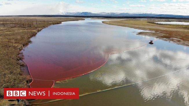 Tumpahan Minyak di Rusia Berisiko Cemarkan Samudera Arktika