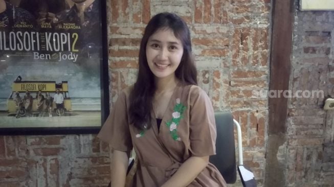 Penjual Gorengan Cantik Asal Jogja Sempat Dikatai Buluk Saat Kuliah