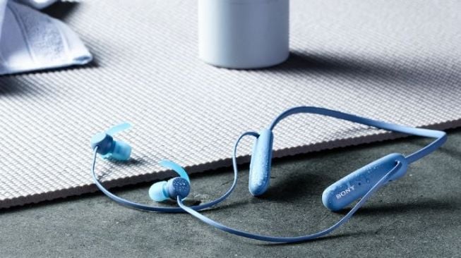 Tahan 15 Jam, Sony Luncurkan Headphone Bluetooth Anyar