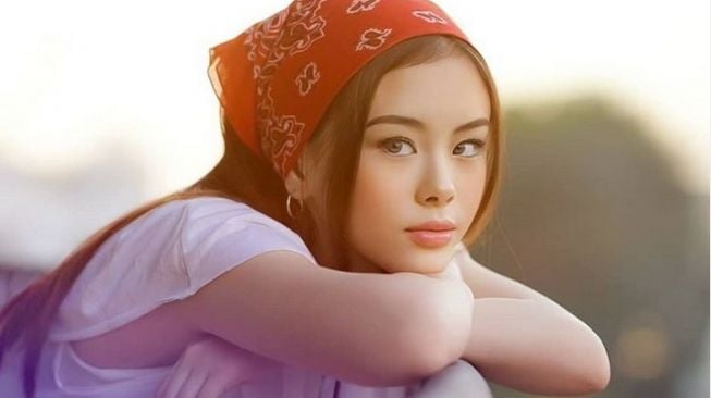 Beranjak Remaja, Clarice Cutie Rilis Lagu "Kenangan Terindahku"