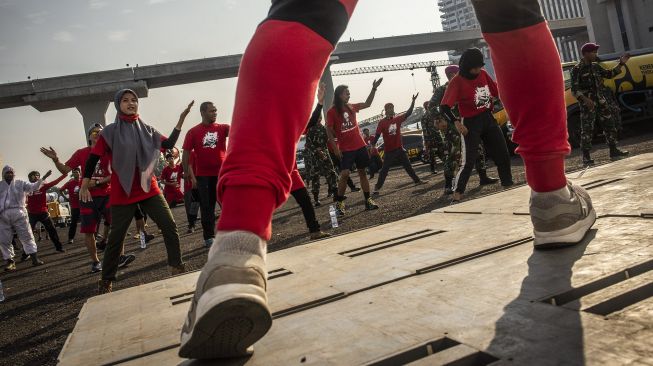 Di Bekasi Muncul Klaster Senam Zumba, Banyak Tertular COVID-19