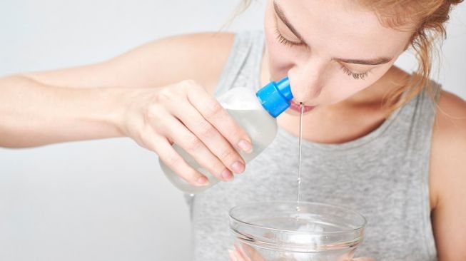 Mencuci Hidung Dengan Nose Sanitizer Mampu Bunuh Virus Corona, Benarkah?