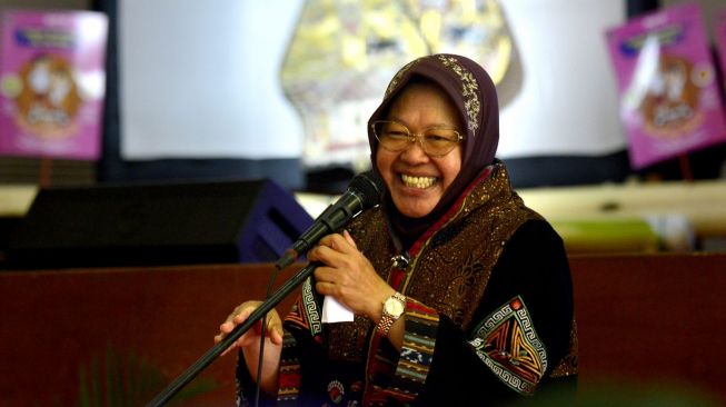 Risma Minta Orang Tajir Surabaya Positif COVID Jangan Isolasi Diri di Rumah