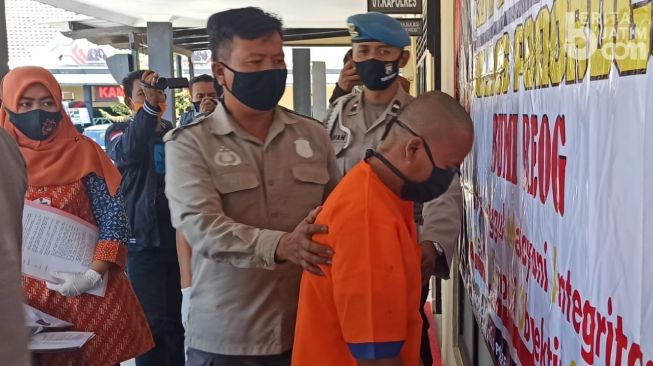 Ritual Jilat Kelamin, Dukun Cabul Ancam Para Pasien: Awas Nanti Kena Tulah!