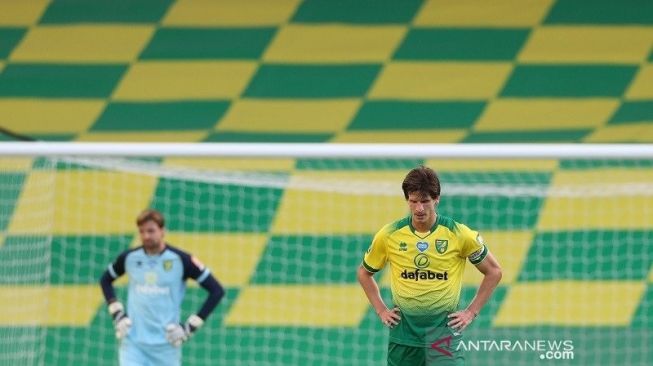 Dicukur Southampton 0-3, Norwich Kian Terbenam di Dasar Klasemen