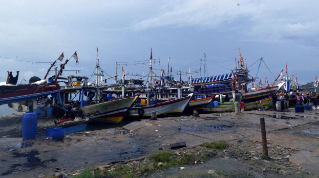 Rampas Ikan Nelayan, Polisi Tangkap 4 Perompak Bersenjata Api di Laut