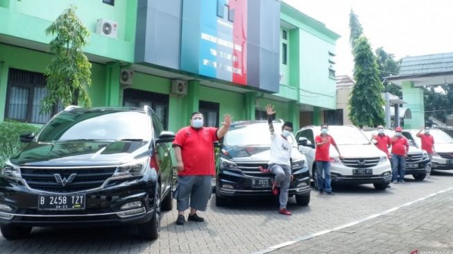 Dukungan komunitas Wuling Cortez untuk balai rehabilitasi sosial [ANTARA/HO].