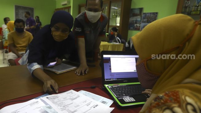 Posko PPDB SMA 70 Layani Sekolah Enam Kecamatan di Jakarta Selatan