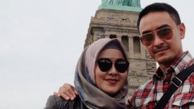 Zumi Zola Digugat Cerai? Intip Kembali Potret Liburannya Bareng Istri