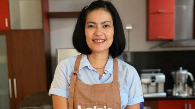 Berhenti Syuting, Lola Amaria Kini Jualan Nasi Cimit