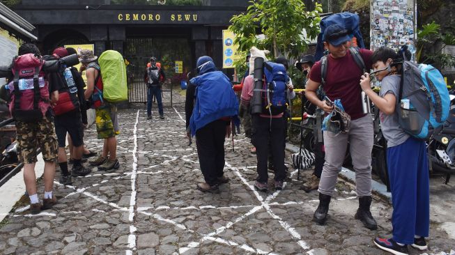 Jalur Pendakian Gunung Lawu Kembali Dibuka