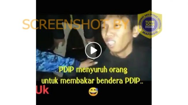 CEK FAKTA: Benarkah PDIP Sengaja Suruh Orang Bakar Benderanya saat Demo?