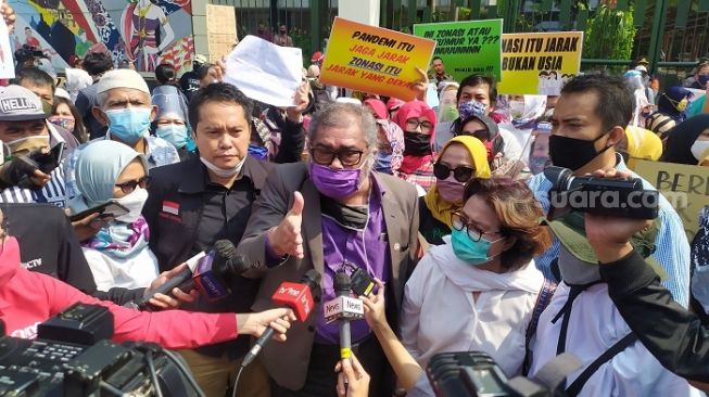 Ikut Geruduk Kantor Menteri Nadiem, Arist Sirait: Batalkan Aturan PPDB DKI!