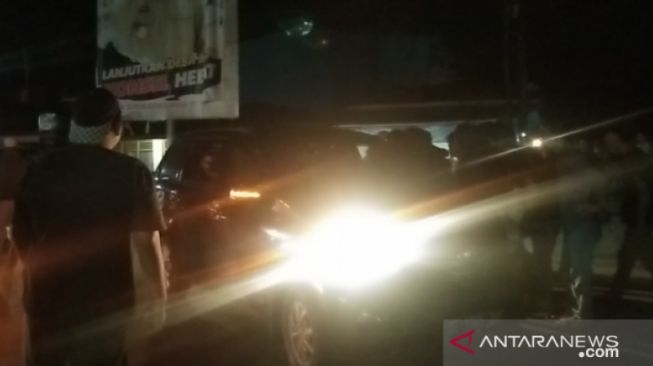 Lagi! Demo Tolak TKA China di Konawe Utara Hingga Jadi Tontonan Warga