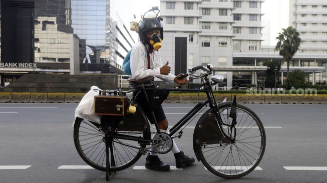 Berdamai dengan COVID-19 Melalui Tatanan Normal Baru