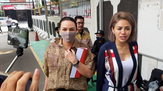 Bantah Berseteru dengan Baim Wong, Nikita Mirzani : Itu Buat Setan